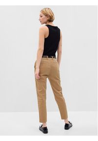 GAP - Gap Spodnie materiałowe 541213-01 Brązowy Regular Fit. Kolor: brązowy. Materiał: bawełna
