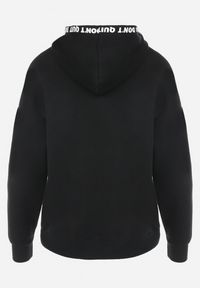 Born2be - Czarna Bluza z Kapturem Ruzha. Typ kołnierza: kaptur. Kolor: czarny. Materiał: bawełna, polar, tkanina. Wzór: nadruk. Styl: elegancki #5