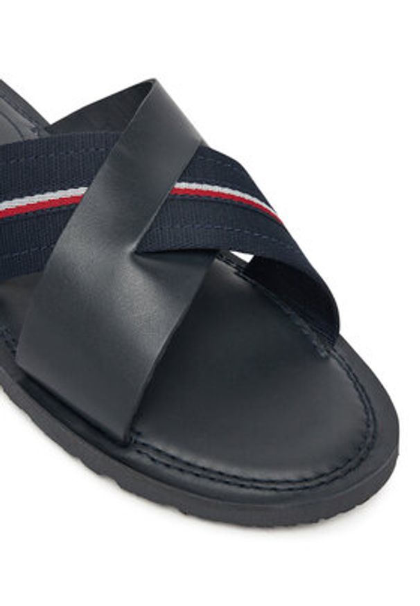 TOMMY HILFIGER - Tommy Hilfiger Klapki FM0FM05415 Granatowy. Kolor: niebieski. Materiał: skóra