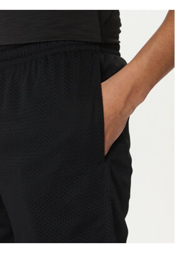 Reebok Szorty sportowe 100214877 Czarny Regular Fit. Kolor: czarny. Materiał: syntetyk. Styl: sportowy