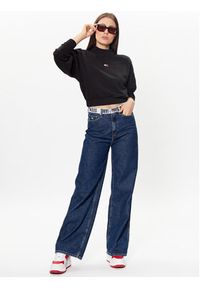 Tommy Jeans Bluza Badge DW0DW15415 Czarny Boxy Fit. Kolor: czarny. Materiał: bawełna