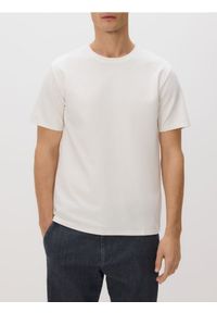 Reserved - Gładki t-shirt regular fit - złamana biel. Materiał: bawełna, dzianina. Wzór: gładki