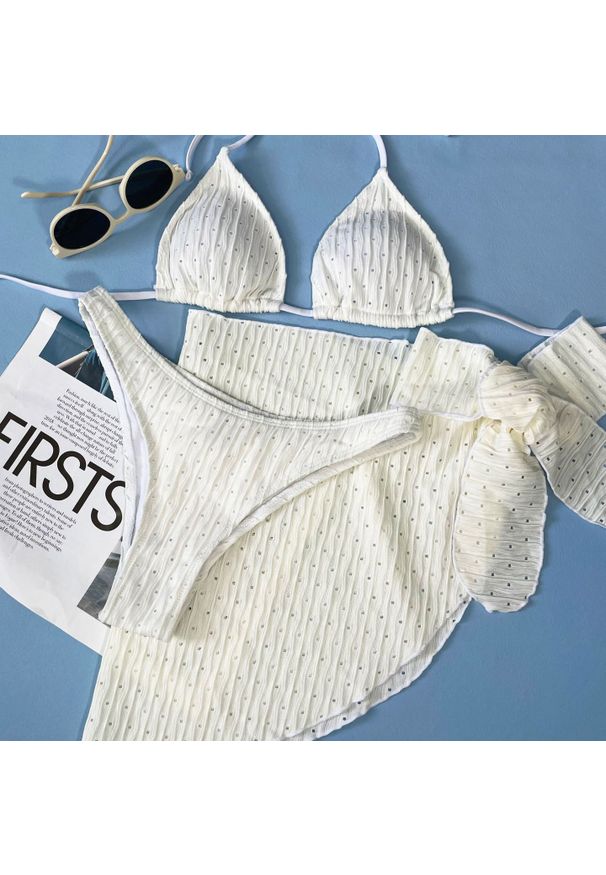 Intica - Bikini wiązane na szyi z elastyczną spódnicą plażową Erietta. Kolor: biały. Materiał: materiał