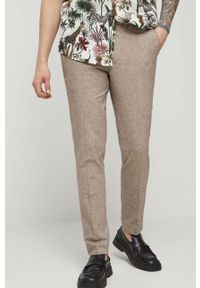 medicine - Medicine spodnie lniane męskie kolor brązowy dopasowane. Kolor: brązowy. Materiał: len #4