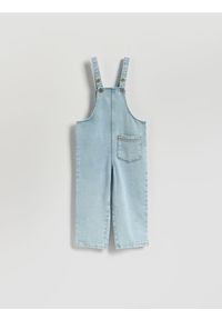 Reserved - Jeansowy kombinezon - niebieski. Kolor: niebieski. Materiał: jeans #1