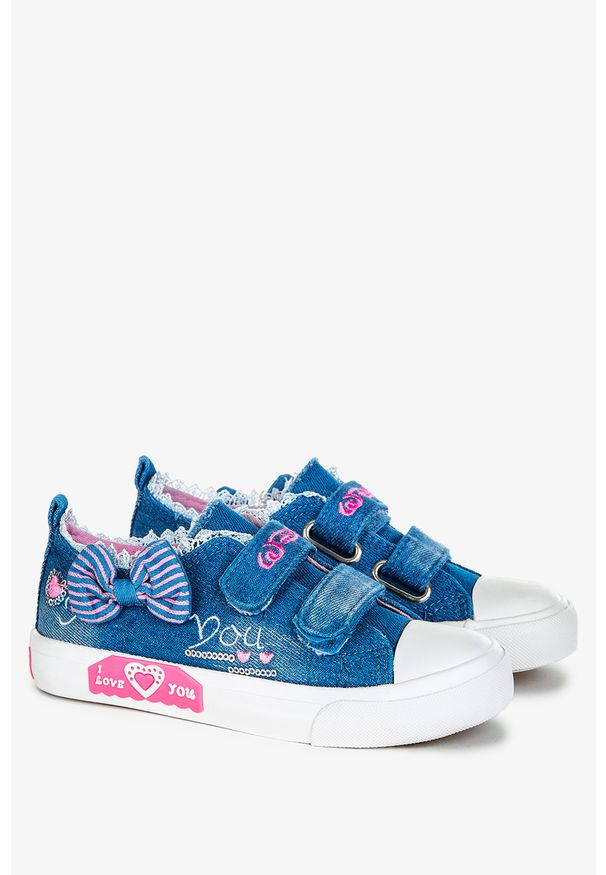 Casu - Niebieskie trampki jeansowe z kokardą na rzepy casu 13/4/21/m. Zapięcie: rzepy. Kolor: niebieski. Materiał: jeans