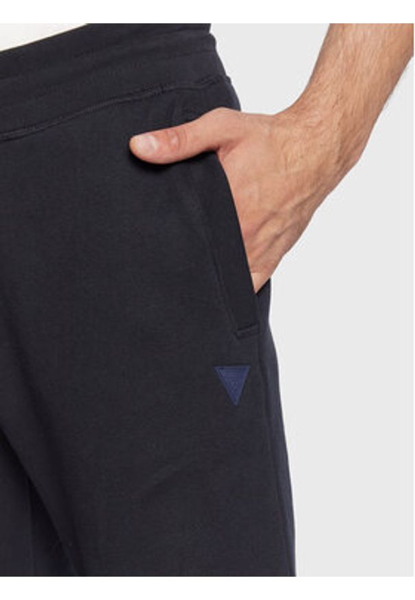 Guess Spodnie dresowe Aldwin Z2YB22 K9V31 Granatowy Regular Fit. Kolor: niebieski. Materiał: bawełna