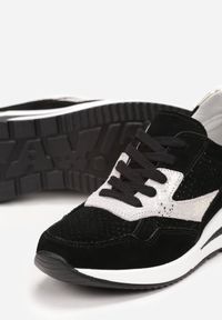 Born2be - Czarno-Złote Sneakersy Skórzane Astephone. Kolor: czarny. Materiał: skóra. Szerokość cholewki: normalna. Wzór: aplikacja. Obcas: na koturnie #3