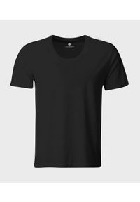MegaKoszulki - Męska koszulka z luźnym dekoltem (bez nadruku, gładka) - czarna. Kolor: czarny. Materiał: bawełna. Długość rękawa: krótki rękaw. Wzór: gładki