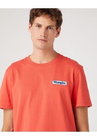 Wrangler - WRANGLER LOGO TEE MĘSKI T-SHIRT KOSZULKA Z NADRUKIEM LOGO PAPRIKA W760EER41. Wzór: nadruk #4