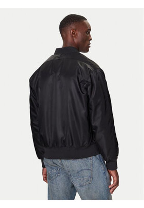 Calvin Klein Jeans Kurtka bomber LV04RC526G Czarny Regular Fit. Kolor: czarny. Materiał: syntetyk