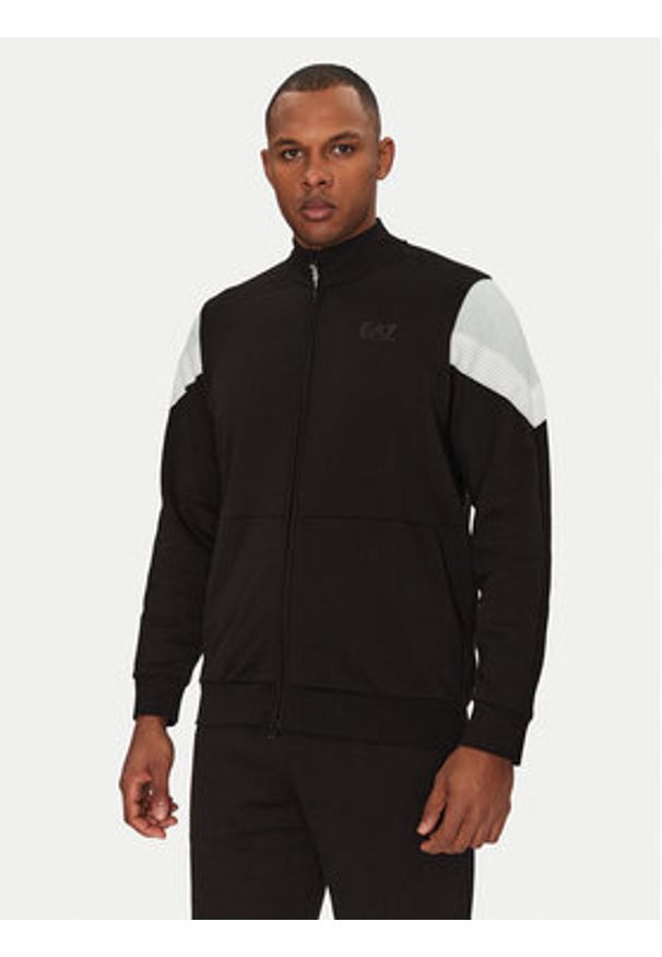 EA7 Emporio Armani Dres 7M000268 AF12451 UC001 Czarny Regular Fit. Kolor: czarny. Materiał: bawełna