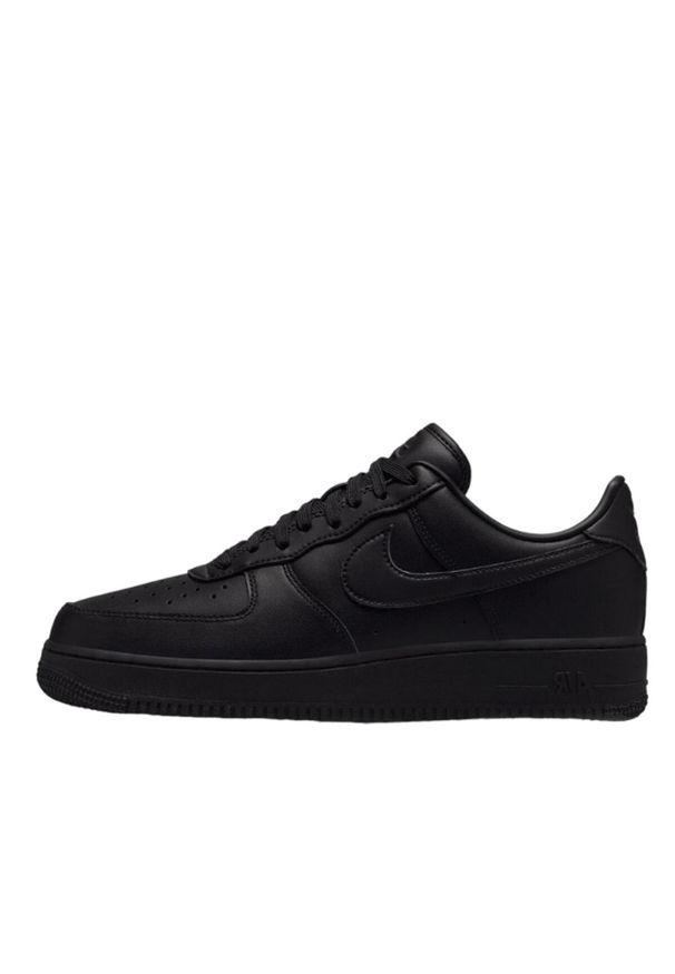 Nike - Buty do chodzenia dla dorosłych Air Force 1 Low '07 Fresh Black. Kolor: czarny. Materiał: guma, syntetyk, materiał. Model: Nike Air Force. Sport: turystyka piesza