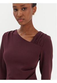 Rinascimento Sukienka koktajlowa CFC0126635003 Bordowy Slim Fit. Kolor: czerwony. Materiał: syntetyk. Styl: wizytowy #3