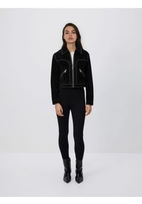 Reserved - Legginsy z ozdobną taśmą - czarny. Kolor: czarny. Materiał: dzianina, wiskoza #1