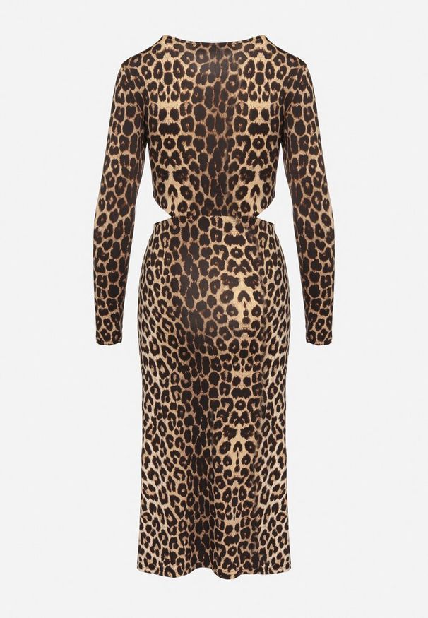 Born2be - Brązowa Taliowana Sukienka w Panterkę z Wycięciami w Talii i Rozcięciem na Dole Larnnie. Kolor: brązowy. Wzór: motyw zwierzęcy. Długość: midi