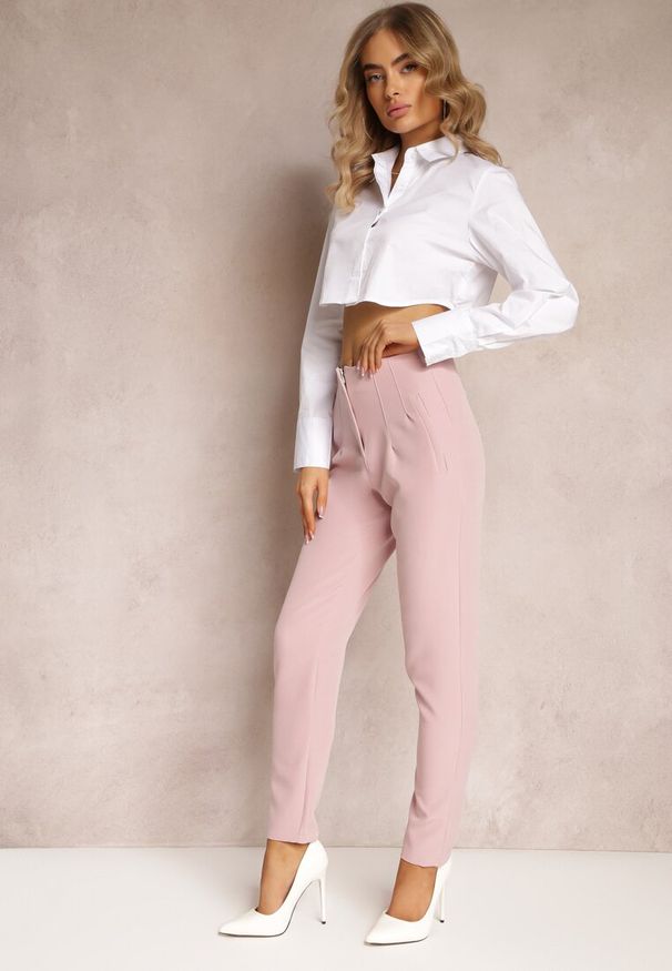 Renee - Różowe Spodnie z Prostymi Nogawkami i Imitacją Kieszeni Viarvi. Kolor: różowy. Styl: elegancki