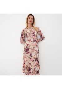 Mohito - Beżowa sukienka midi w kwiaty - Kremowy. Kolor: kremowy. Wzór: kwiaty. Długość: midi #1
