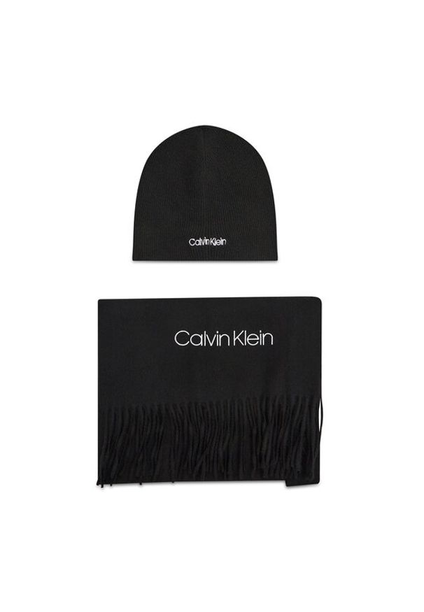 Calvin Klein Zestaw Szalik i Czapka Basic Wool Beanie+Scarf K50K507552 Czarny. Kolor: czarny. Materiał: materiał