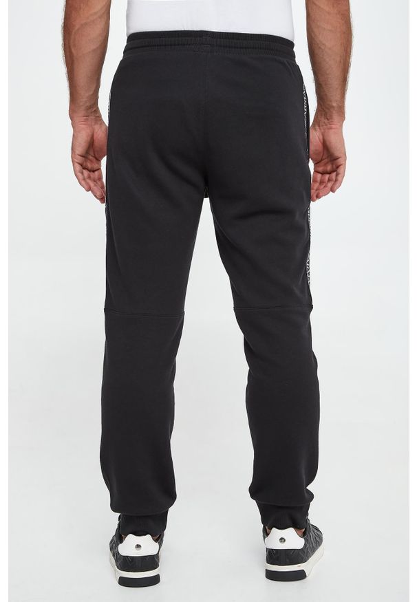 Emporio Armani Underwear - Spodnie męskie dresowe EMPORIO ARMANI UNDERWEAR. Materiał: dresówka
