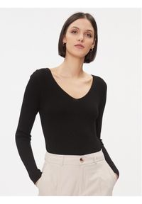 only - ONLY Sweter 15302350 Czarny Regular Fit. Kolor: czarny. Materiał: wiskoza