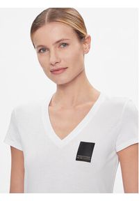 Armani Exchange T-Shirt 3DYT35 YJ3RZ 1000 Biały Regular Fit. Kolor: biały. Materiał: bawełna #5