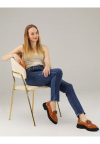 Unisono - DENIMOWE SPODNIE 42-6997 JEANS. Materiał: jeans