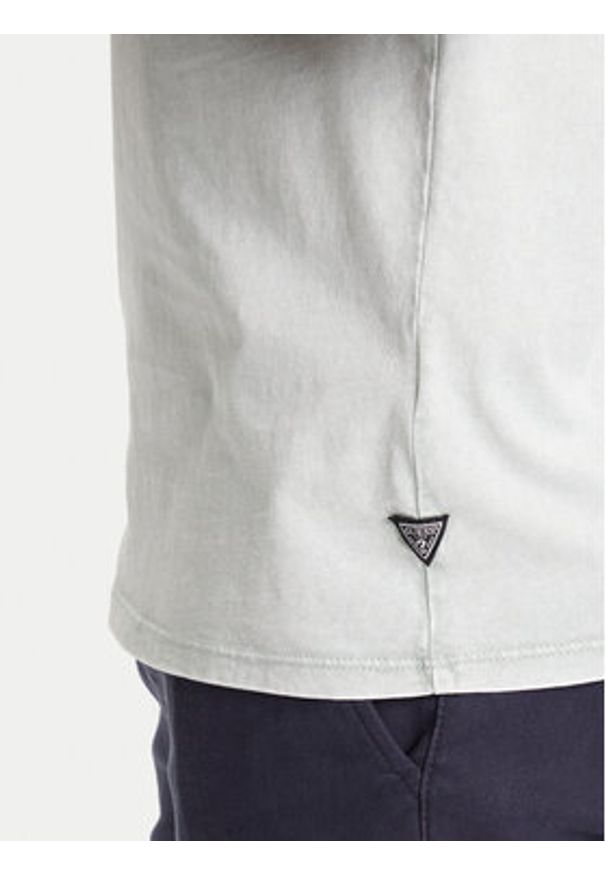 Guess T-Shirt M5YI42 KBW41 Zielony Regular Fit. Kolor: zielony. Materiał: bawełna