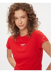 Tommy Jeans T-Shirt Bby Essential Logo DW0DW16435 Czerwony Slim Fit. Kolor: czerwony. Materiał: syntetyk, bawełna #4