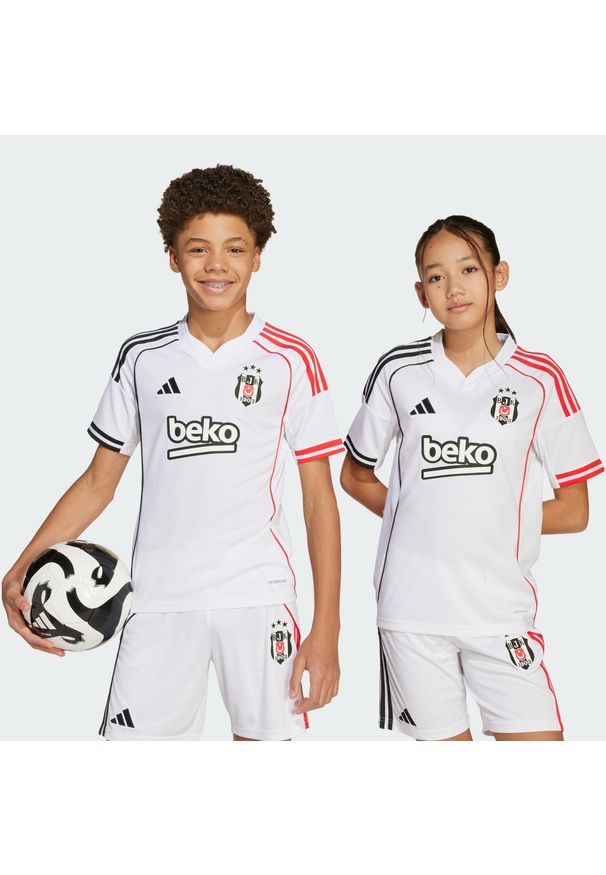 Adidas - Koszulka Beşiktaş JK 25/26 Home Kids. Kolor: biały. Sport: piłka nożna