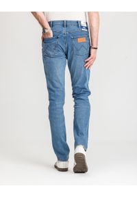 Wrangler - WRANGLER MESKIE SPODNIE JEANSOWE WRANGLER LARSTON COOL TWIST W18SYLZ70 112330749. Okazja: na co dzień. Stan: obniżony. Styl: casual, klasyczny #2