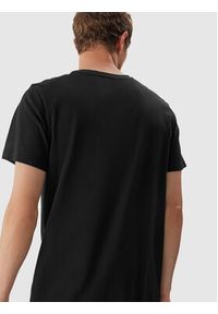 4f - 4F T-Shirt 4FAW23TTSHM0878 Czarny Regular Fit. Kolor: czarny. Materiał: bawełna #3