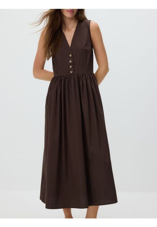Reserved - Sukienka midi - ciemnobrązowy. Kolor: brązowy. Materiał: bawełna. Długość: midi