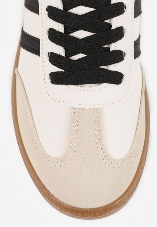 Born2be - Beżowo-Czarne Płaskie Sneakersy Ozdobione Paskami Glaria. Okazja: na co dzień. Zapięcie: pasek. Kolor: beżowy. Materiał: jeans. Wzór: aplikacja