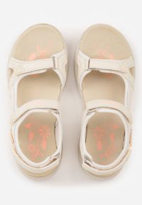 Born2be - Jasnobeżowe Sportowe Sandały na Rzep z Wkładką ze Skóry Naturalnej Arrilan. Okazja: na co dzień, na spacer. Zapięcie: rzepy. Kolor: beżowy. Materiał: skóra. Sezon: lato. Styl: sportowy #4