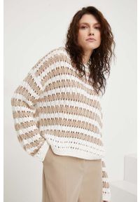 Answear Lab sweter damski kolor brązowy. Kolor: brązowy. Materiał: dzianina. Wzór: ze splotem. Styl: wakacyjny
