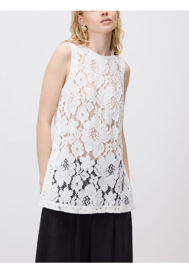 Reserved - Strukturalna bluzka z bawełną - złamana biel. Materiał: bawełna