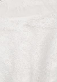 Born2be - Biała Bawełniana Bluzka z Transparentnej Koronki z Falbankami w Stylu Boho Palamna. Okazja: na co dzień. Typ kołnierza: kołnierz z falbankami. Kolor: biały. Materiał: bawełna, koronka. Długość: długie. Wzór: koronka. Styl: boho #7