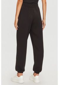 Guess - GUESS Czarne damskie spodnie dresowe Cecilia, Rozmiar S. Kolor: czarny. Materiał: dresówka #4