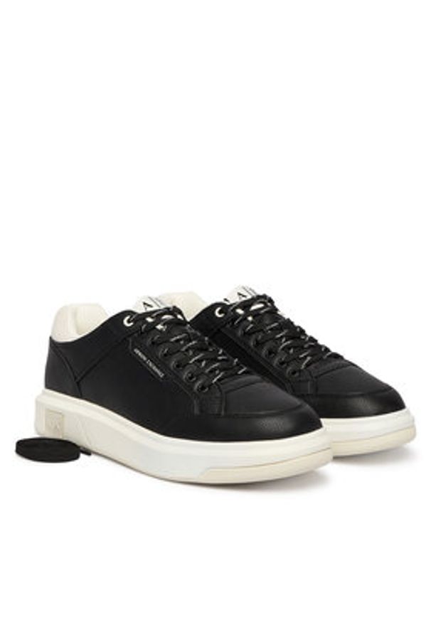 Armani Exchange Sneakersy XM001722 AF17540 MC138 Czarny. Kolor: czarny. Materiał: skóra
