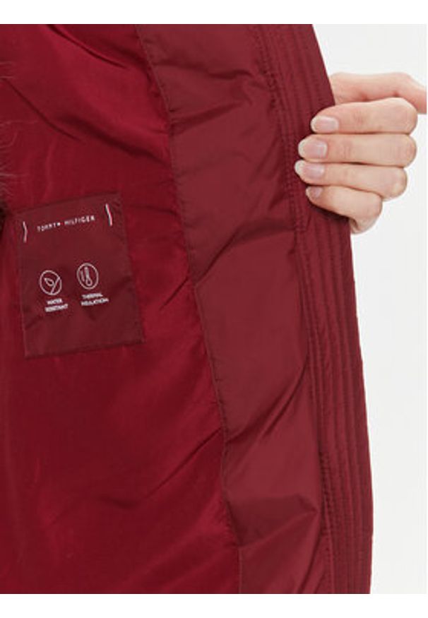 TOMMY HILFIGER - Tommy Hilfiger Kurtka zimowa New York WW0WW39749 Czerwony Relaxed Fit. Kolor: czerwony. Materiał: syntetyk. Sezon: zima