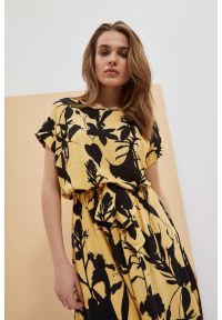 MOODO - Wiskozowa sukienka z roślinnym wzorem. Materiał: wiskoza