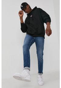 Tommy Jeans Bluza bawełniana DM0DM10904.4890 męska kolor czarny z kapturem z aplikacją. Okazja: na co dzień. Typ kołnierza: kaptur. Kolor: czarny. Materiał: bawełna. Wzór: aplikacja. Styl: casual #5