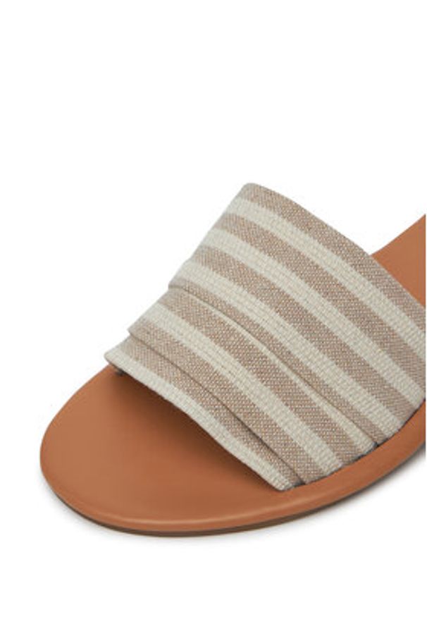 DeeZee Klapki XHS962-1 Beżowy. Kolor: beżowy. Materiał: materiał