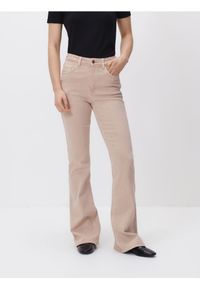 Reserved - Jeansy flare - beżowy. Kolor: beżowy #1