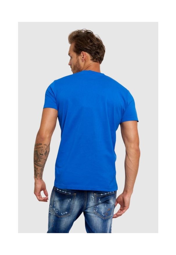 DSQUARED2 Niebieski t-shirt męski z czerwonym logo. Kolor: niebieski. Materiał: prążkowany
