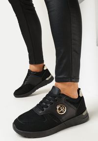Born2be - Czarne Sneakersy z Metalicznymi Wstawkami Essme. Nosek buta: okrągły. Zapięcie: sznurówki. Kolor: czarny. Materiał: materiał. Obcas: na obcasie. Wysokość obcasa: niski #2