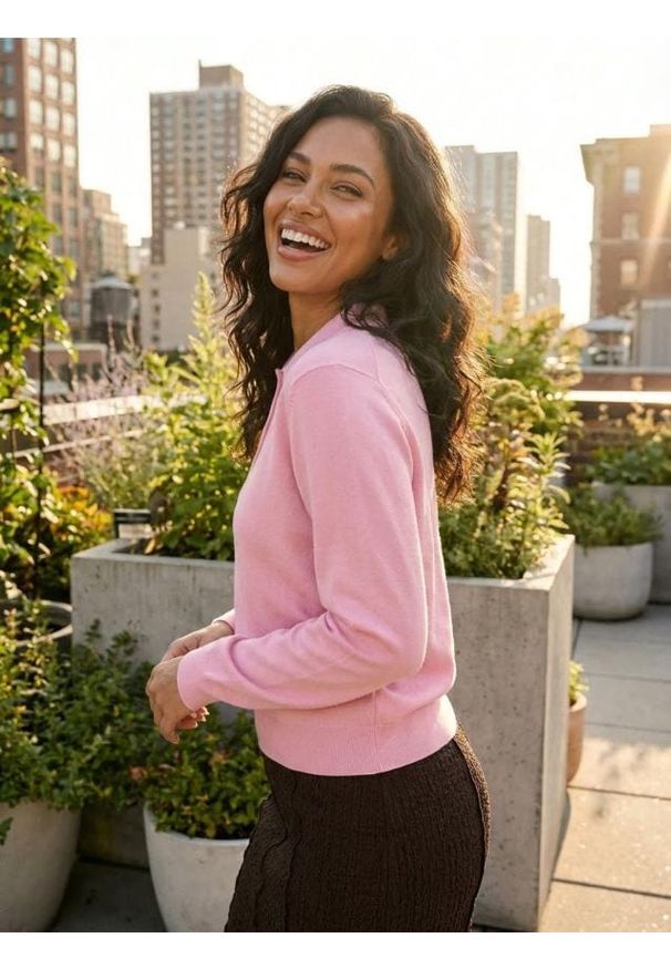 Sinsay - Sweter z kołnierzykiem z wiskozą - różowy. Kolor: różowy. Materiał: wiskoza