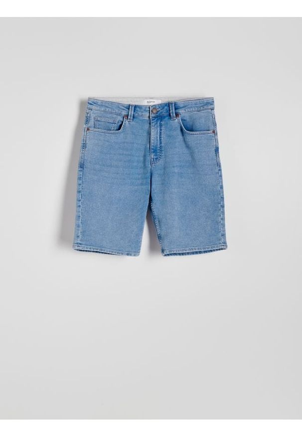 Reserved - Jeansowe szorty slim fit - niebieski. Kolor: niebieski. Materiał: jeans