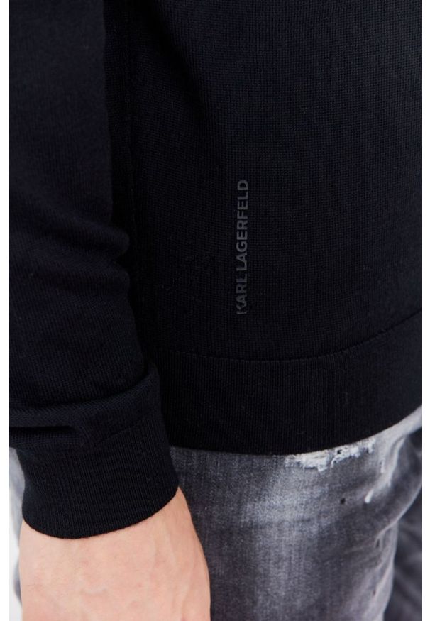 Karl Lagerfeld - KARL LAGERFELD Czarny sweter męski z wełny merino, Rozmiar S. Typ kołnierza: dekolt w karo. Kolor: czarny. Materiał: wełna